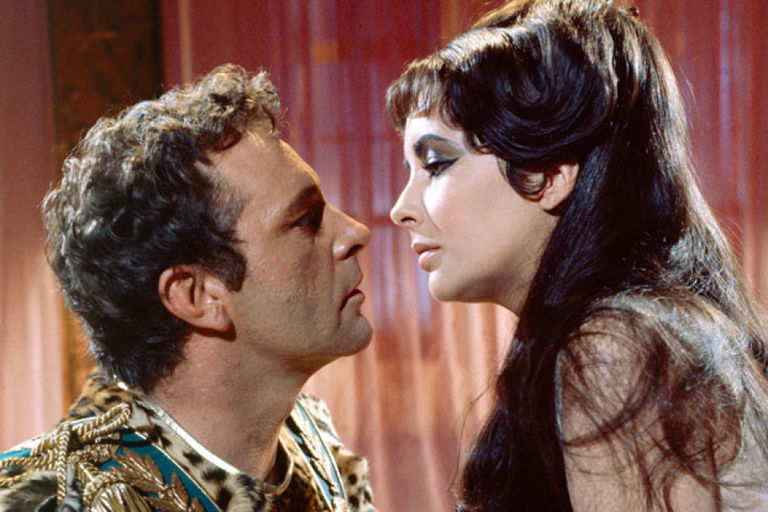 https://www.gettyimages.com/detail/news-photo/elizabeth-taylor-in-the-title-role-and-richard-burton-as-news-photo/71494801?adppopup=true