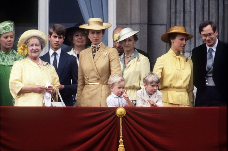 The Royal Family wearing yellow at Trooping the Colour