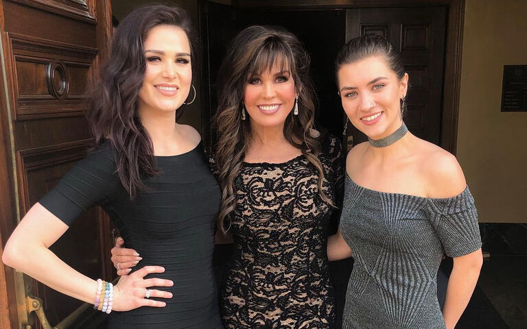 Marie Osmond and her two daughters
