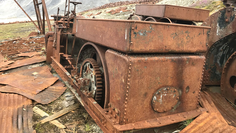 rusting machines