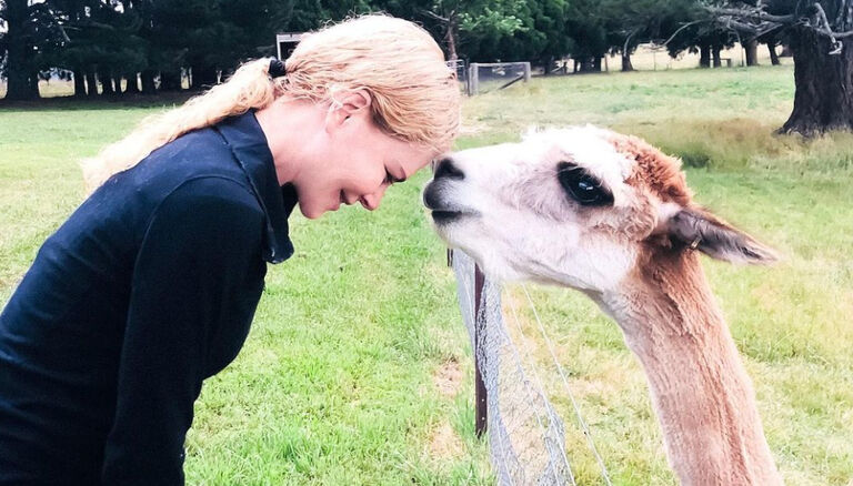 Nicole Kidman and alpacas