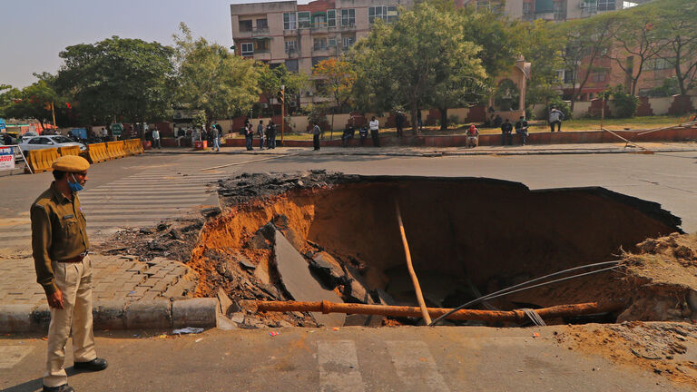 Road Collapsed In Jaipur
