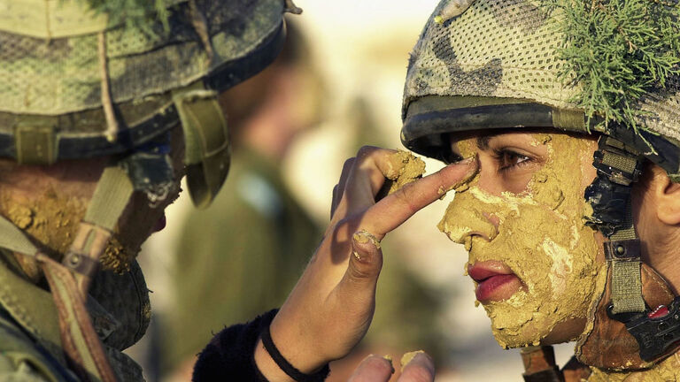 Israeli Women Soldiers