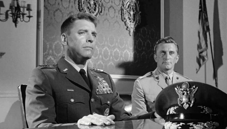 Kirk Douglas and Burt Lancaster in Seven Days in May