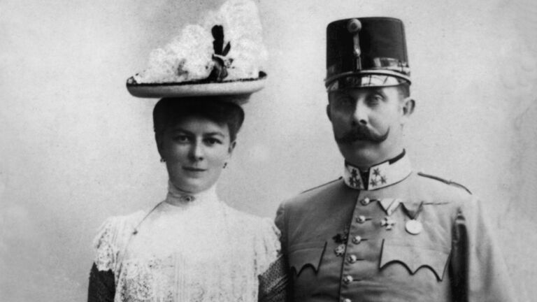 Franz Ferdinand And His Wife Sophie Von Hohenberg