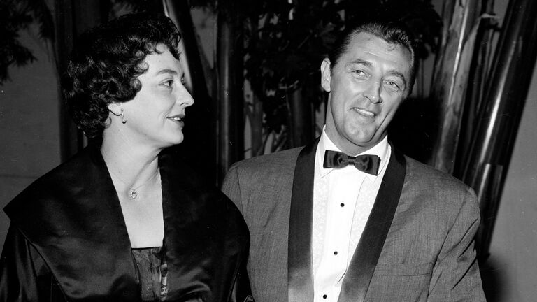 Robert Mitchum and wife Dorothy