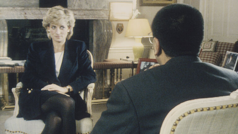 Martin Bashir interviews Princess Diana in Kensington Palace
