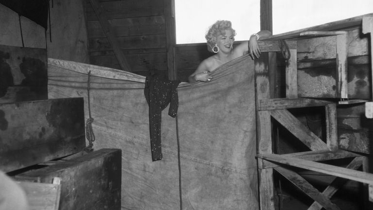 Marilyn Monroe Undressed