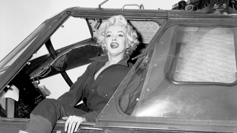 Marilyn Monroe in Helicopter