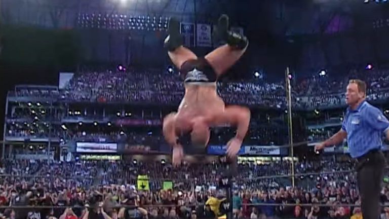Brock nearly breaks his body at WrestleMania 19