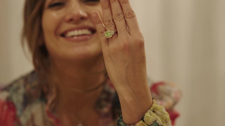 Jennifer Lopez ring