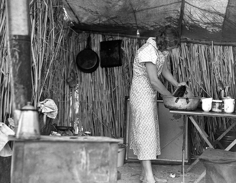 1930s cook