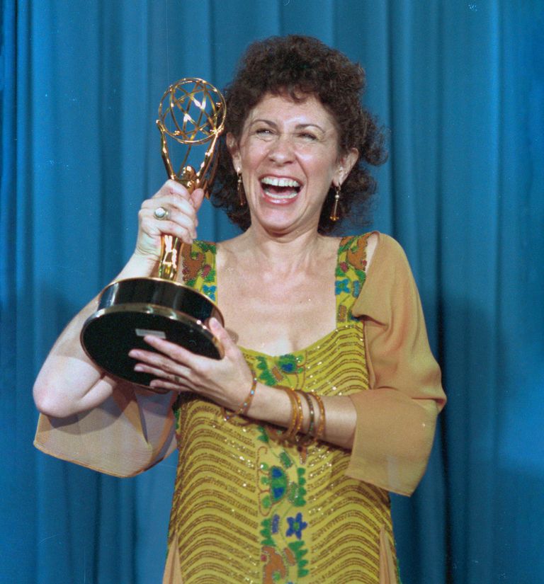 Rhea Perlman with her Emmy Award