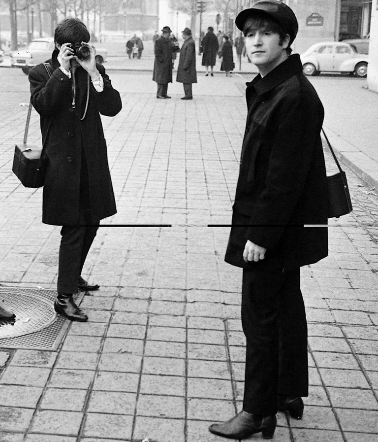 https://www.gettyimages.co.uk/detail/news-photo/the-beatles-on-the-champs-elysees-before-ringo-arrived-in-news-photo/1450693738?adppopup=true