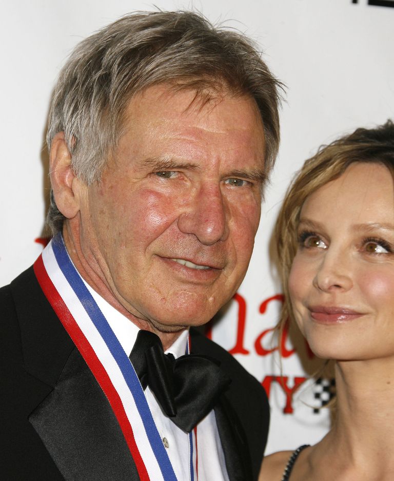 https://www.gettyimages.co.uk/detail/news-photo/harrison-ford-and-calista-flockhart-arrive-at-the-6th-news-photo/84417389 Calista Flockhart Harrison Ford