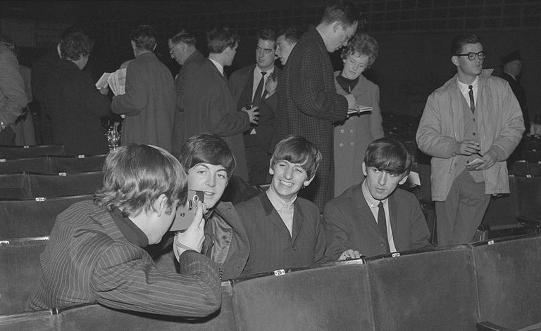 https://www.gettyimages.co.uk/detail/news-photo/john-lennon-films-his-fellow-beatles-at-the-gaumont-cinema-news-photo/475755253?adppopup=true