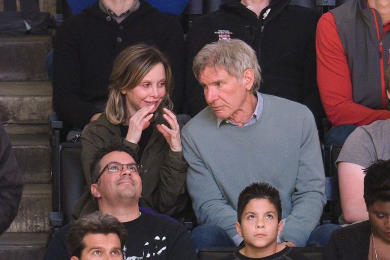 https://www.gettyimages.co.uk/detail/news-photo/calista-flockhart-and-harrison-ford-attend-a-basketball-news-photo/507828416 Harrison Ford Calista Flockhart