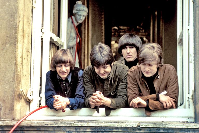 https://www.gettyimages.co.uk/detail/news-photo/the-beatles-ringo-starr-paul-mccartney-george-harrison-and-news-photo/106494115?adppopup=true