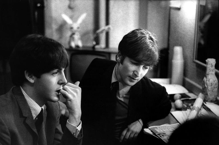https://www.gettyimages.co.uk/detail/news-photo/30th-december-paul-mccartney-and-john-lennon-from-the-news-photo/84888752?adppopup=true