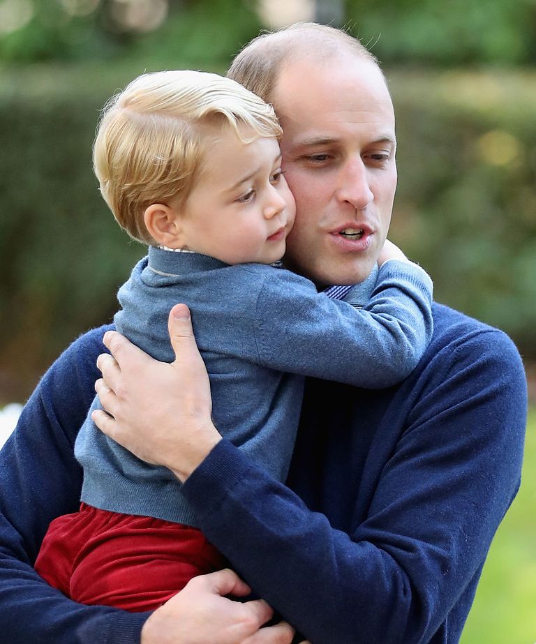 https://www.gettyimages.co.uk/detail/news-photo/prince-george-of-cambridge-with-prince-william-duke-of-news-photo/611418812?phrase=prince%20william%20george
