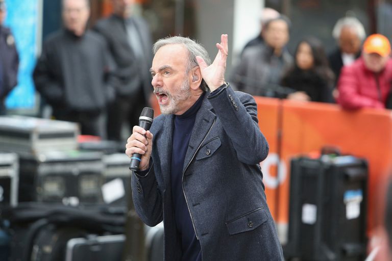 https://www.gettyimages.com/detail/news-photo/neil-diamond-performs-on-nbcs-today-at-rockefeller-plaza-on-news-photo/457547090?phrase=Neil%20Diamond%20today%20show%20in%202014