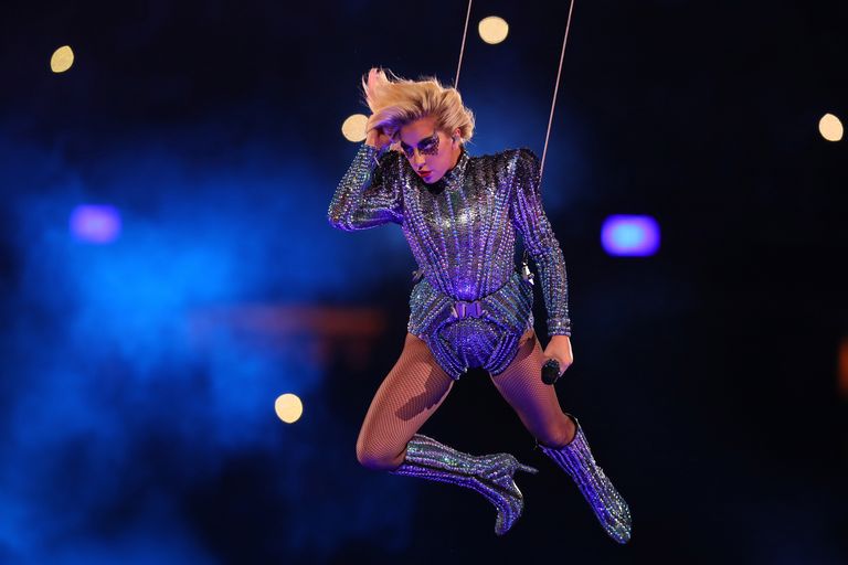 https://www.gettyimages.co.uk/detail/news-photo/lady-gaga-performs-during-the-pepsi-zero-sugar-super-bowl-news-photo/633950628 Lady Gaga