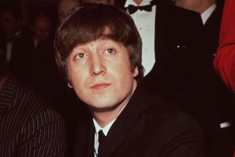 https://www.gettyimages.com/detail/news-photo/john-lennon-singer-songwriter-and-guitarist-with-the-news-photo/3165543?phrase=Lennon%27s%20Luncheon