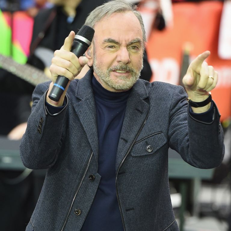 https://www.gettyimages.com/detail/news-photo/neil-diamond-performs-on-nbcs-today-at-rockefeller-plaza-on-news-photo/457538446?phrase=Neil%20Diamond%202014