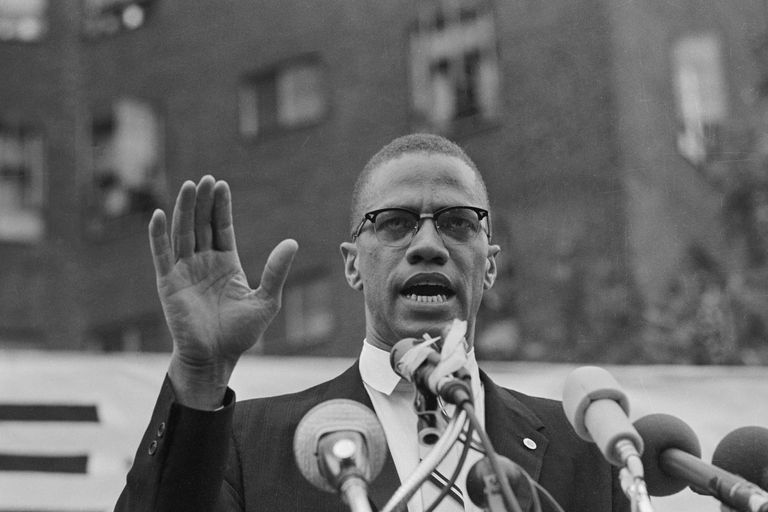 https://www.gettyimages.co.uk/detail/news-photo/nation-of-islam-leader-malcolm-x-draws-various-reactions-news-photo/515287438?phrase=Malcolm%20X