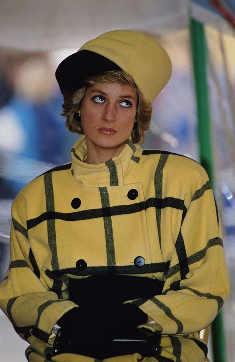 https://www.gettyimages.co.uk/detail/news-photo/princess-diana-wearing-an-escada-coat-with-a-hat-by-philip-news-photo/73850253?phrase=princess%20diana%20coat
