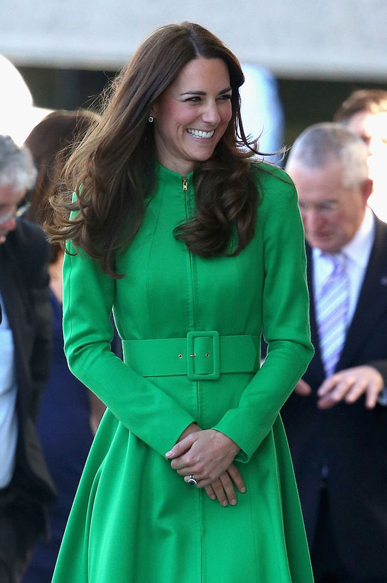 https://www.gettyimages.co.uk/detail/news-photo/catherine-duchess-of-cambridge-arrives-at-the-portrait-news-photo/486362423?phrase=kate%20middleton%20coat%20dress