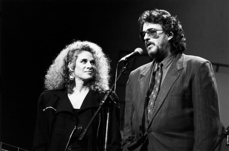 https://www.gettyimages.co.uk/detail/news-photo/american-songwriting-partnership-gerry-goffin-and-carole-news-photo/86107410 Carole King Gerry Goffin