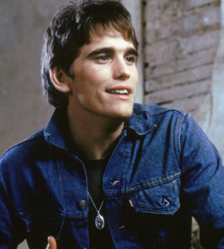 https://www.gettyimages.co.uk/detail/news-photo/american-actor-matt-dillon-on-the-set-of-the-outsiders-news-photo/607396146