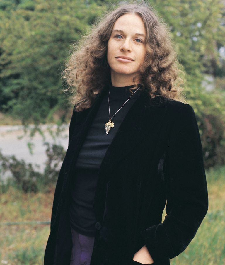 https://www.gettyimages.co.uk/detail/news-photo/photo-of-carole-king-posed-portrait-of-carole-king-at-her-news-photo/85338438 Carole King