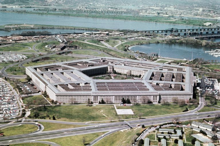 https://www.gettyimages.co.uk/detail/news-photo/exterior-aerial-view-of-the-pentagon-news-photo/515450766