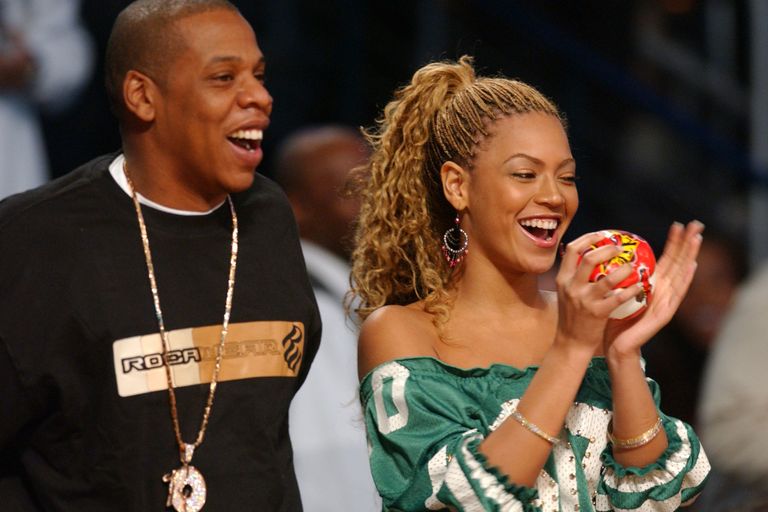 https://www.gettyimages.co.uk/detail/news-photo/rapper-jay-z-and-singer-beyonce-knowles-watch-the-action-news-photo/1777998?phrase=beyonce%20and%20jay%20z&adppopup=true