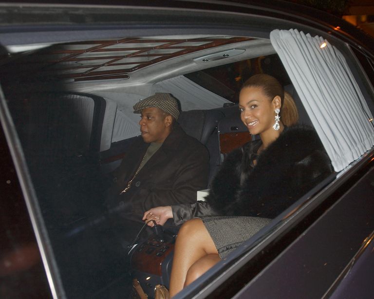 https://www.gettyimages.com/detail/news-photo/jay-z-and-beyonce-knowles-leave-ciprianis-restaraunt-on-news-photo/51795817?phrase=beyonce%20and%20jayz&adppopup=true