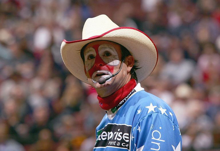 https://www.gettyimages.co.uk/detail/news-photo/rodeo-clown-looks-to-the-crowd-during-round-2-of-the-pbr-news-photo/73326556?adppopup=true