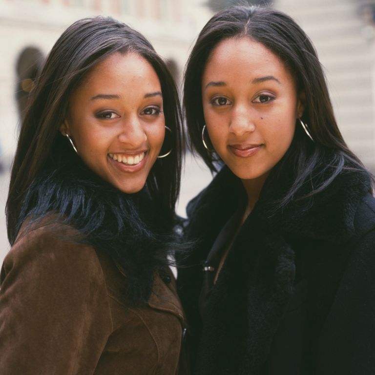 https://www.gettyimages.co.uk/detail/news-photo/identical-twin-sisters-tia-and-tamera-mowry-of-american-news-photo/604589935