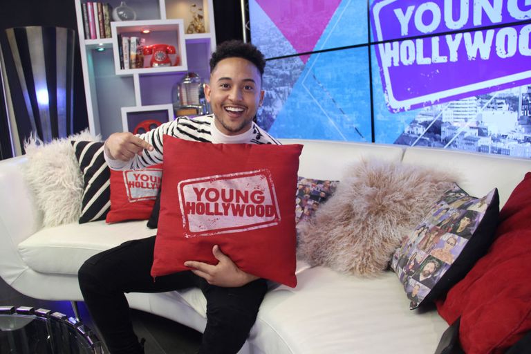 https://www.gettyimages.co.uk/detail/news-photo/tahj-mowry-visits-the-young-hollywood-studio-on-march-27-news-photo/658756628