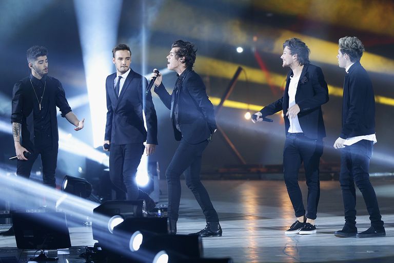 https://www.gettyimages.com/detail/news-photo/one-direction-perform-live-at-x-factor-the-final-on-news-photo/455689349