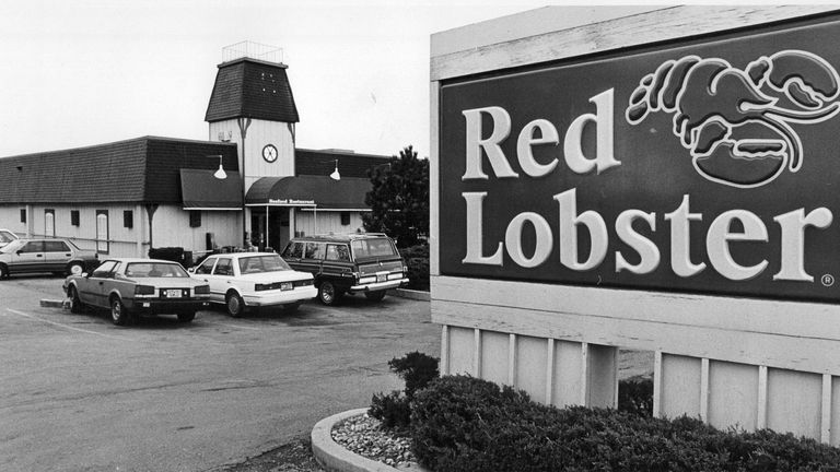 https://www.gettyimages.com/detail/news-photo/red-lobster-10854-e-alameda-credit-the-denver-post-news-photo/836746674