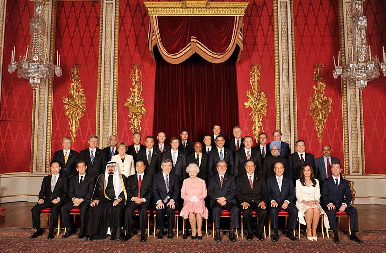 https://www.gettyimages.co.uk/detail/news-photo/world-leaders-pose-for-a-photograph-with-queen-elizabeth-ii-news-photo/85754114
