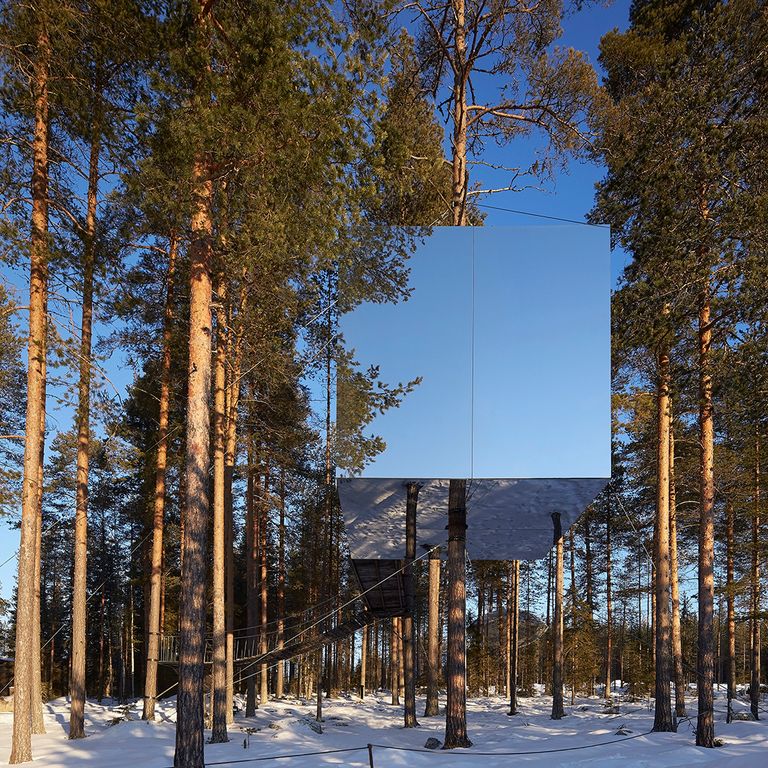 https://www.gettyimages.co.uk/detail/news-photo/the-mirrorcube-treehotel-harads-sweden-architect-various-news-photo/929399788?adppopup=true