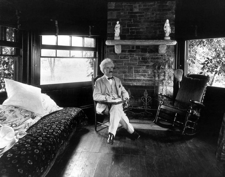 https://www.gettyimages.co.uk/detail/news-photo/samuel-langhorne-clemens-better-known-by-his-pen-name-mark-news-photo/1354478850