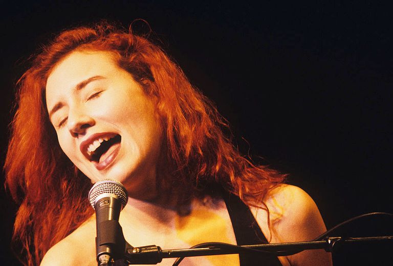 https://www.gettyimages.com/detail/news-photo/american-singer-tori-amos-performs-on-stage-in-1996-news-photo/100564283?adppopup=true