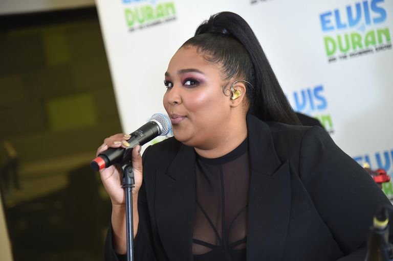 https://www.gettyimages.com/detail/news-photo/recording-artist-lizzo-performs-live-during-the-elvis-duran-news-photo/1141700000
