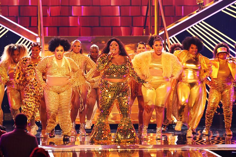 https://www.gettyimages.com/detail/news-photo/lizzo-performs-onstage-during-the-2022-bet-awards-at-news-photo/1405313874