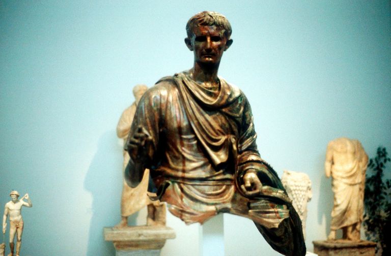 https://www.gettyimages.co.uk/detail/news-photo/augustus-caesar-gaius-julius-caesar-octavianus-first-roman-news-photo/463899881
