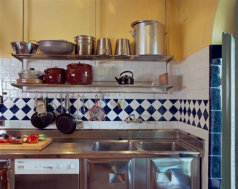 https://www.gettyimages.co.uk/detail/news-photo/partial-view-of-an-elegant-kitchen-news-photo/976215456